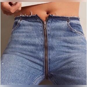 Reformation front to back zipper Jean
